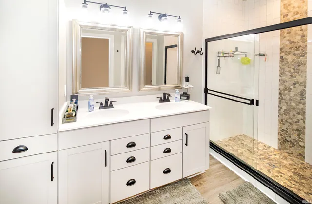 $515,000 | 5680 Brompton Drive, Newburgh, IN 47630