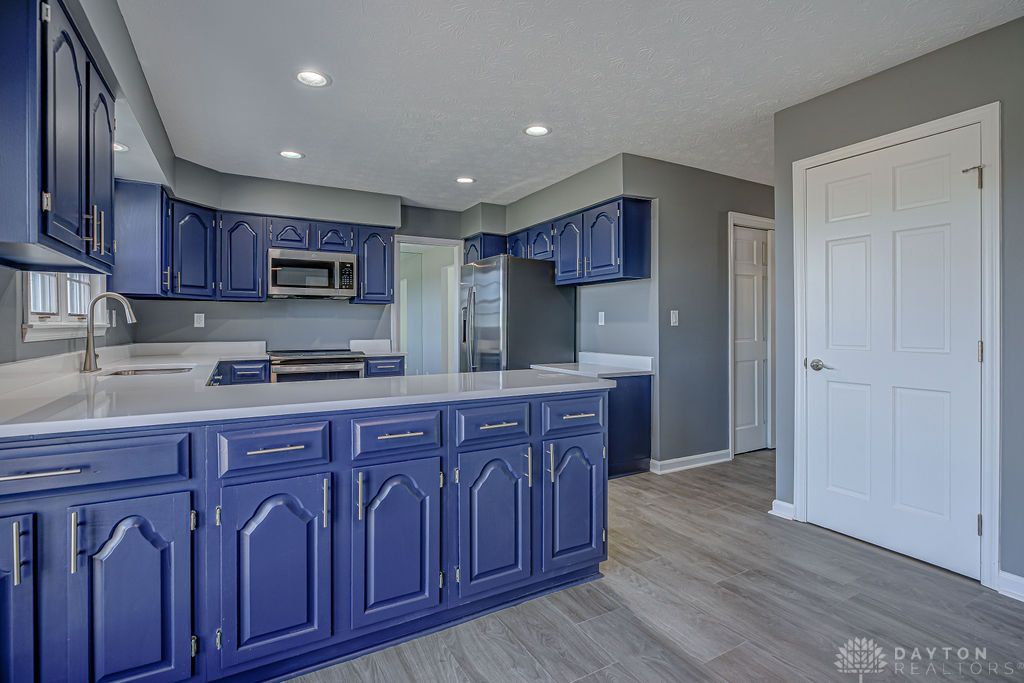 5740 Hendrickson Road Franklin, OH 45005 - Photo 13 of 51 Gallery Image 13