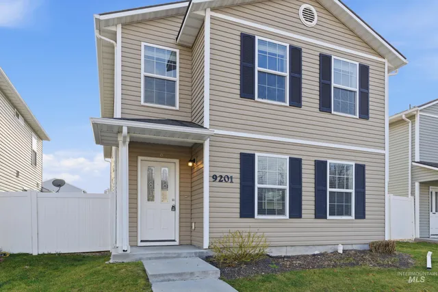 $400,000 | 9201 West Shelterwood Drive, Boise, ID 83709