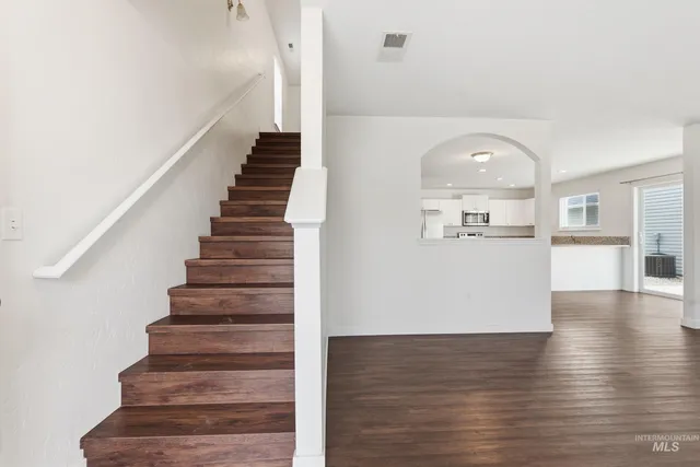 $400,000 | 9201 West Shelterwood Drive, Boise, ID 83709