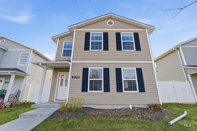 $400,000 | 9201 West Shelterwood Drive, Boise, ID 83709