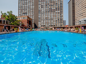 655 West Irving Park Road, Unit 1014 Chicago, IL 60613 - Photo 21 of 23 a view of a basket ball ground