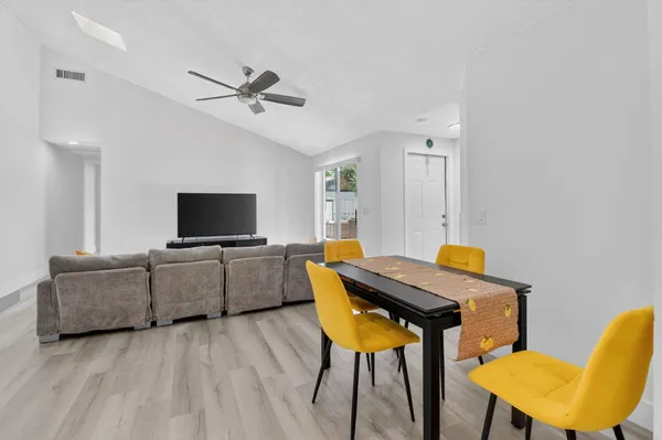 $3,500 | 9903 Boca Gardens Trail, Boca Raton, FL 33496