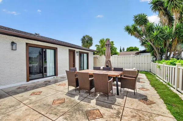 $3,500 | 9903 Boca Gardens Trail, Boca Raton, FL 33496