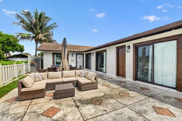 $3,500 | 9903 Boca Gardens Trail, Boca Raton, FL 33496