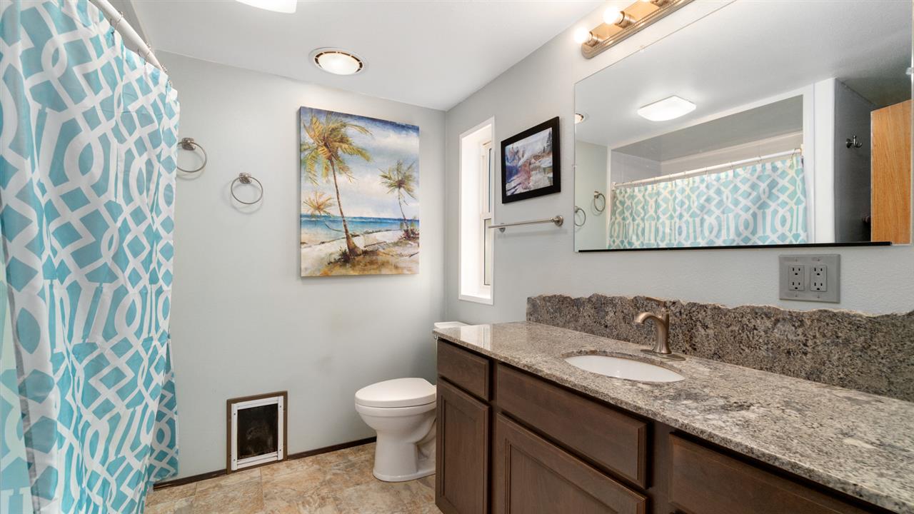 12219 East Tallman Road Chattaroy, WA 99003 - Photo 11 of 20 Gallery Image 11