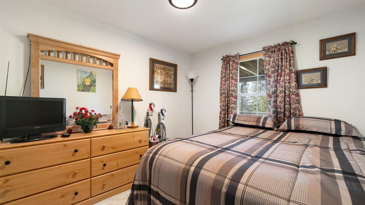12219 East Tallman Road Chattaroy, WA 99003 - Photo 14 of 20 Gallery Image 14