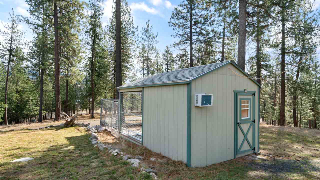 12219 East Tallman Road Chattaroy, WA 99003 - Photo 17 of 20 Gallery Image 17