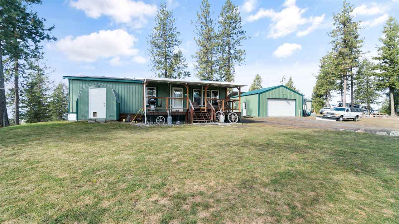 12219 East Tallman Road Chattaroy, WA 99003 - Photo 3 of 20 Gallery Image 3