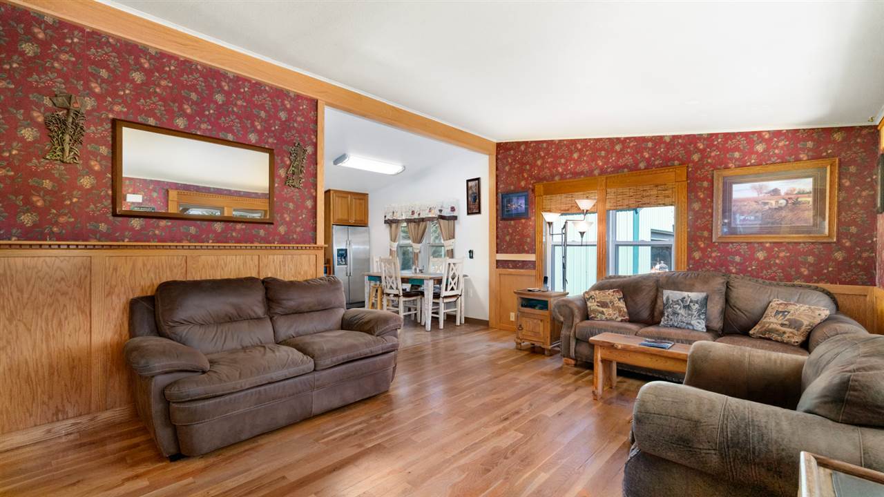 12219 East Tallman Road Chattaroy, WA 99003 - Photo 6 of 20 Gallery Image 6