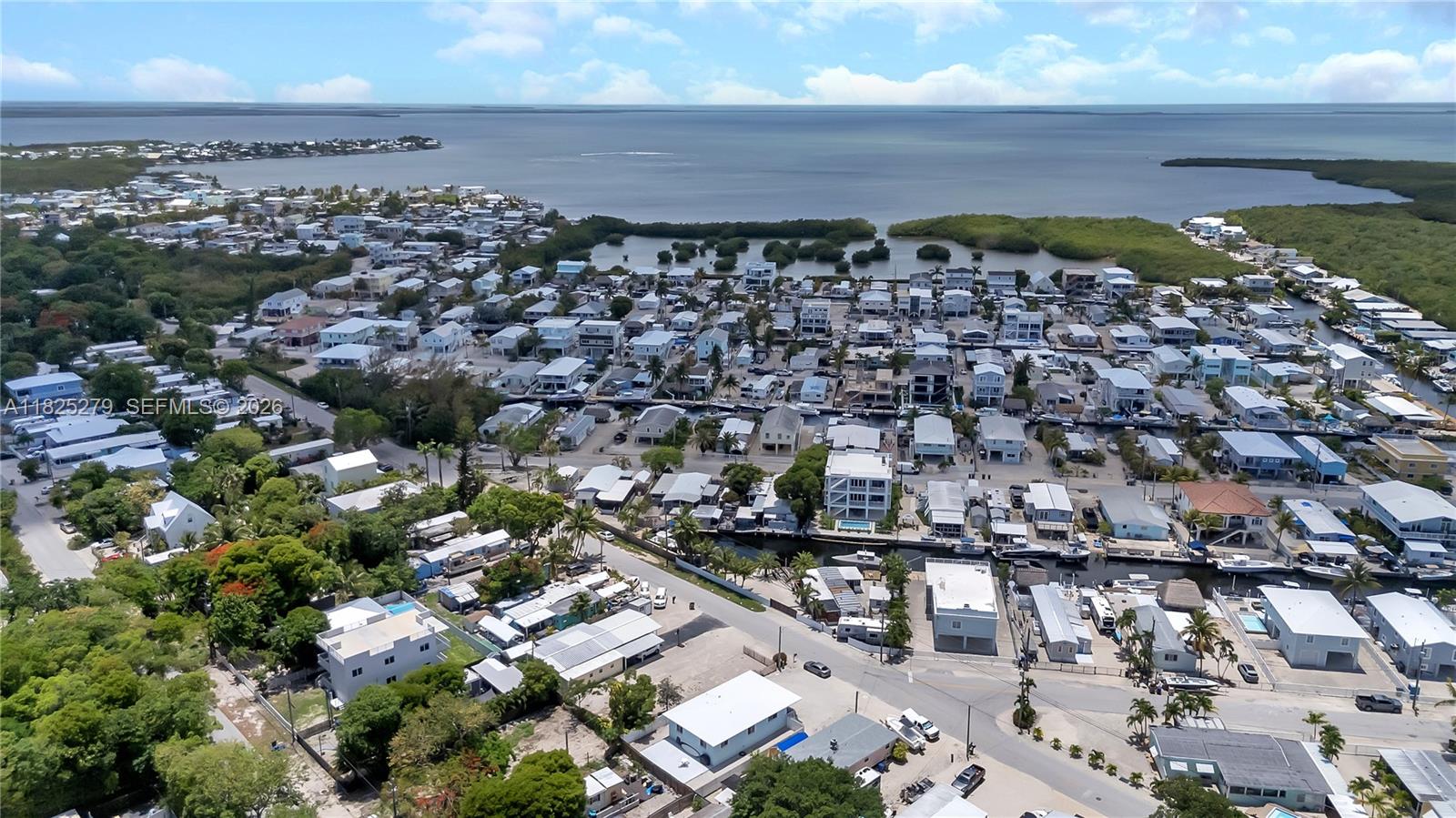 939 Plantation Road Key Largo, FL 33037 - Photo 31 of 40 a view of a city