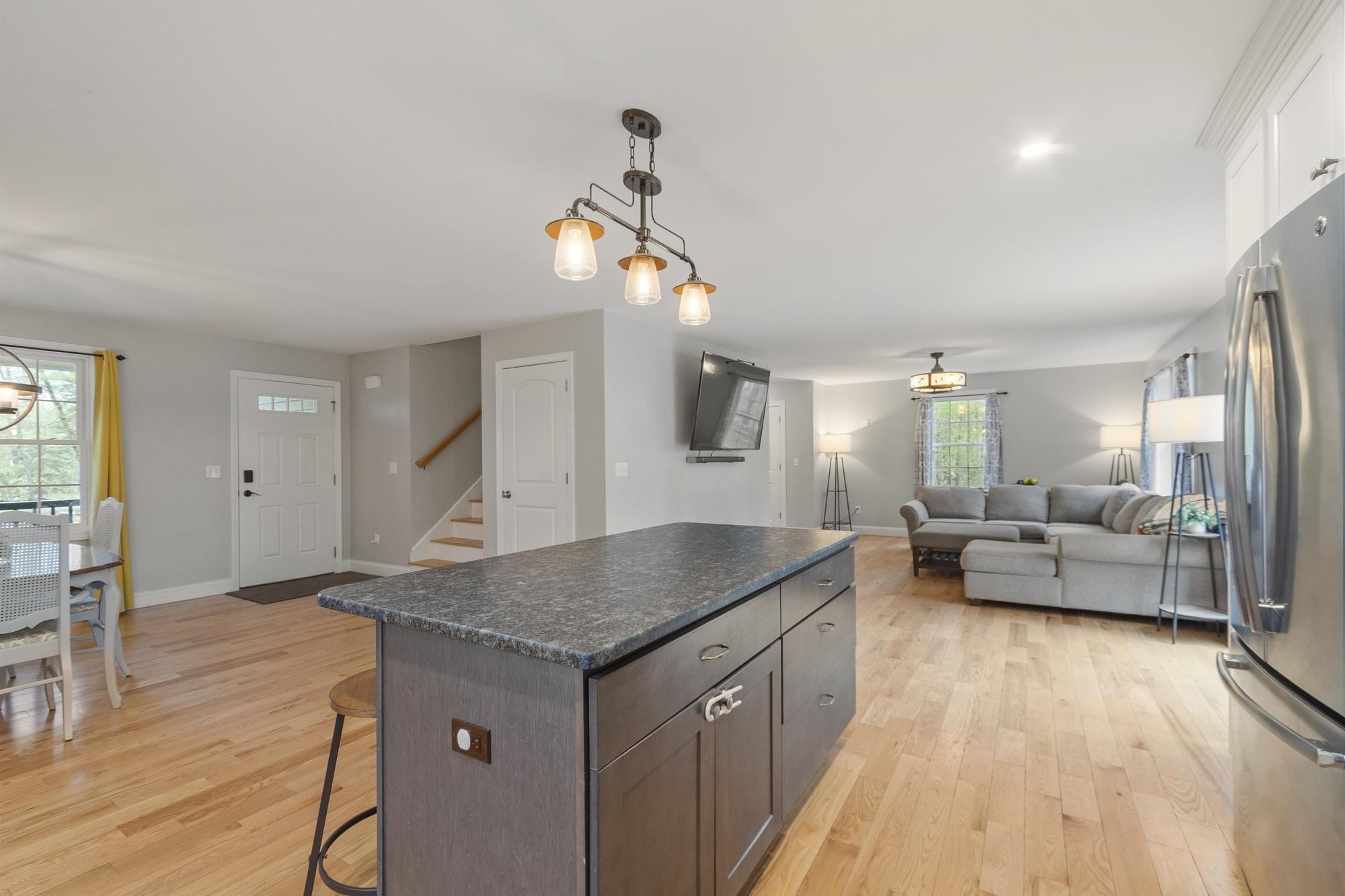 55 Mill Pond Road Epping, NH 03042 - Photo 15 of 46