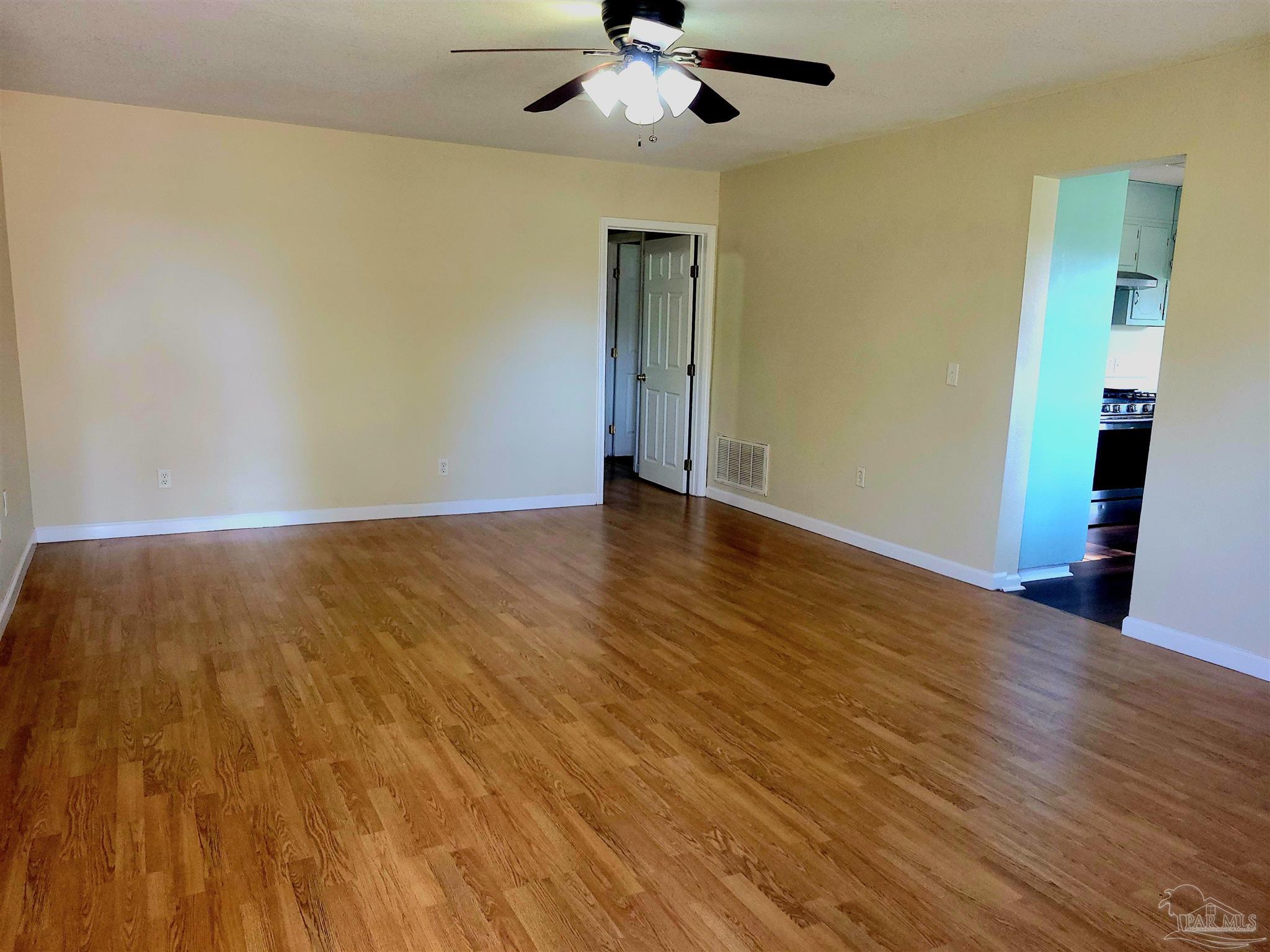 570 Neal Road Cantonment, FL 32533 - Photo 10 of 28