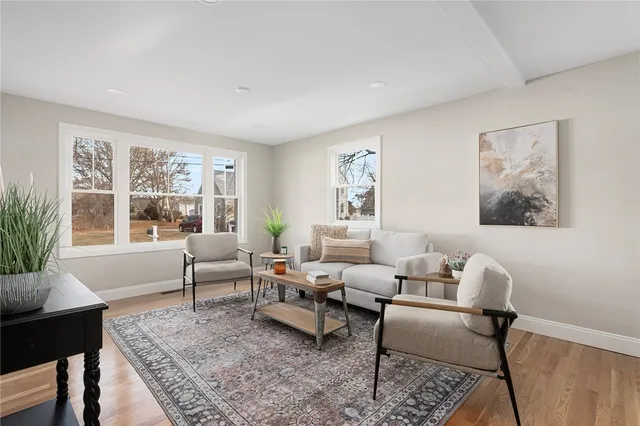 $749,900 | 137 Bayview Avenue, North Kingstown, RI 02852