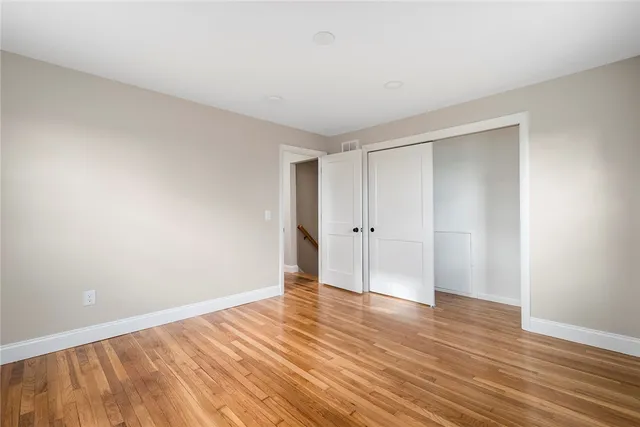 $749,900 | 137 Bayview Avenue, North Kingstown, RI 02852