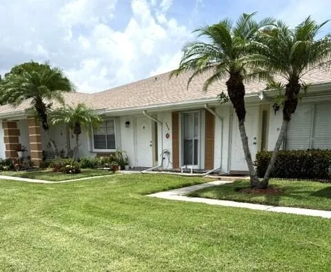 $134,900 | 1216 South Lakes End Drive, Unit D, Fort Pierce, FL 34982
