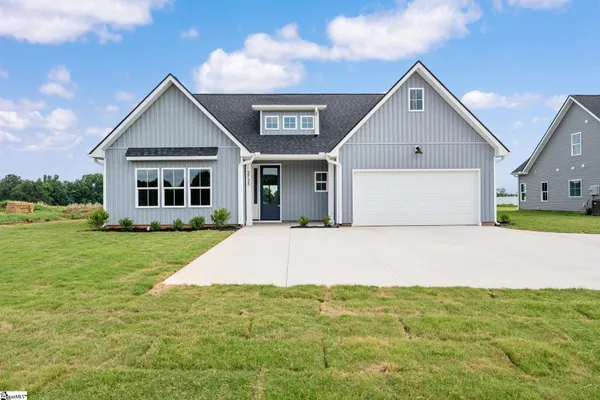 $384,900 | 2735 Friendship Church Road, Gray Court, SC 29645