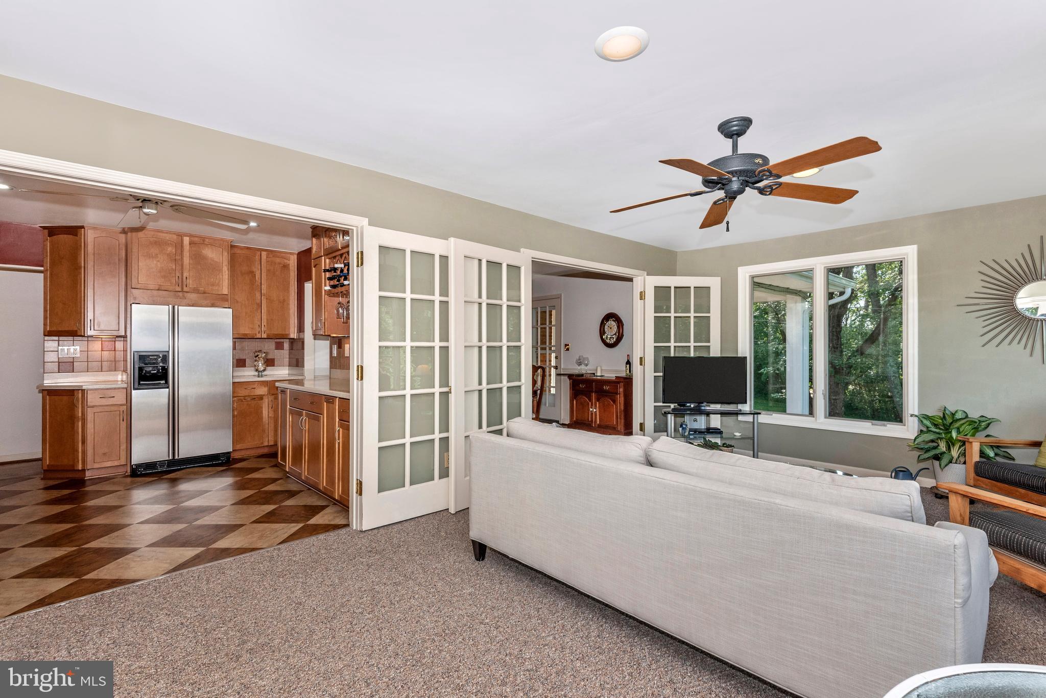 14212 Lewisdale Road Clarksburg, MD 20871 - Photo 6 of 43 Gallery Image 6