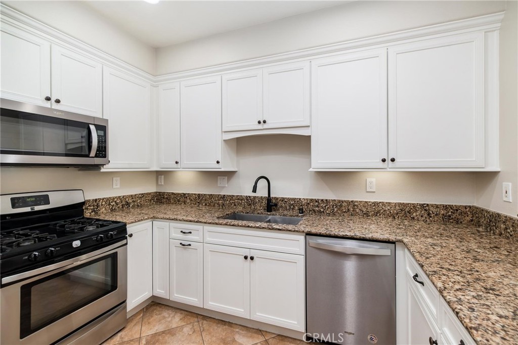 129 Sklar Street, Unit 34 Ladera Ranch, CA 92694 - Photo 4 of 22