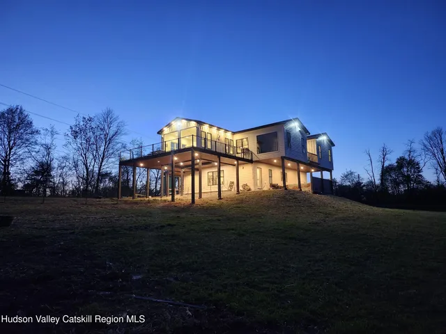 $925,000 | 218 Ridge Road, Stuyvesant, NY 12156