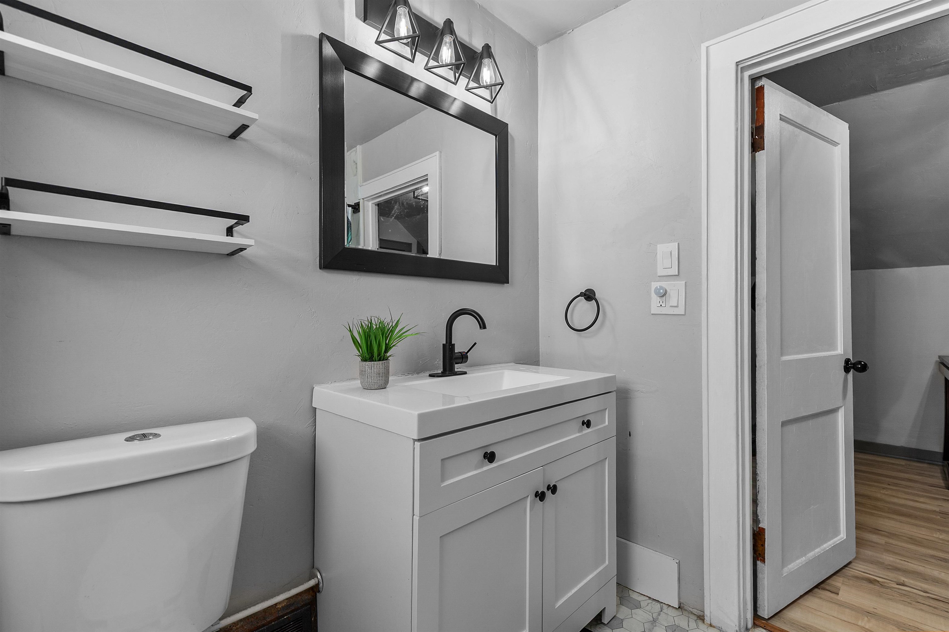 818 North Durkee Street Appleton, WI 54911 - Photo 21 of 45