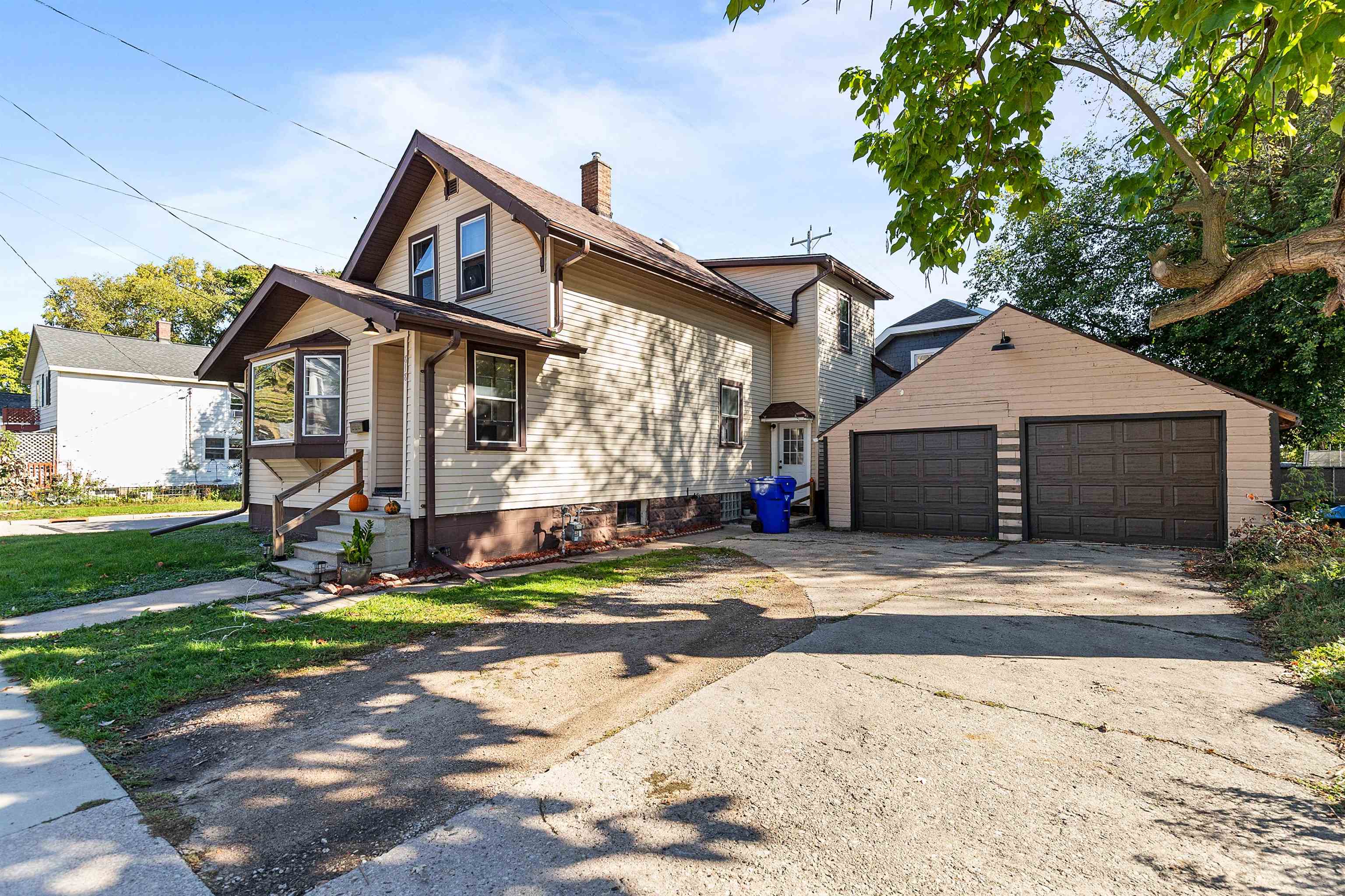 818 North Durkee Street Appleton, WI 54911 - Photo 25 of 45