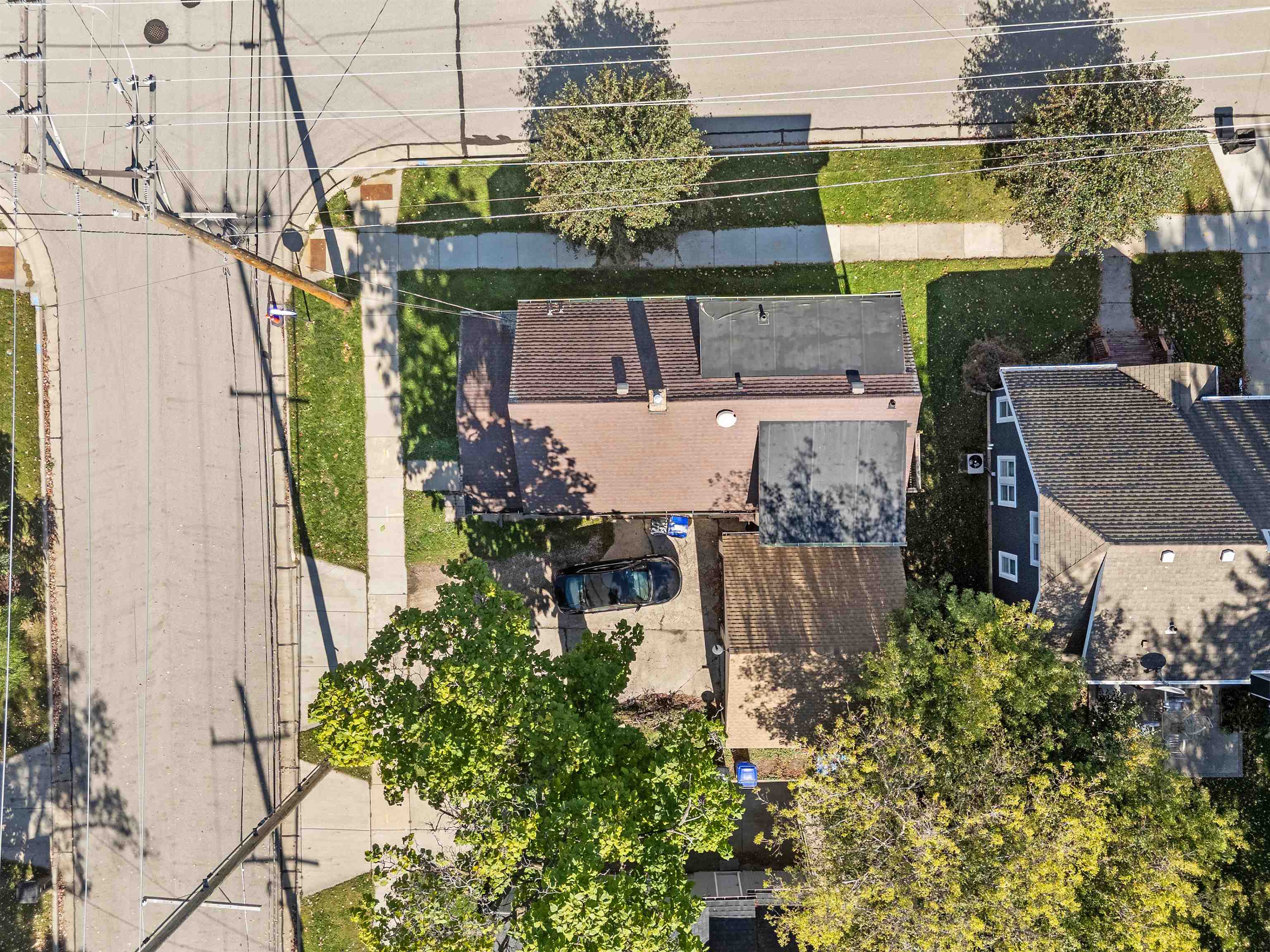 818 North Durkee Street Appleton, WI 54911 - Photo 27 of 45