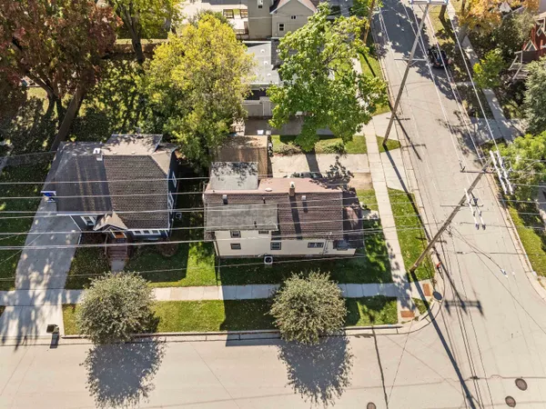 $255,000 | 818 North Durkee Street, Appleton, WI 54911