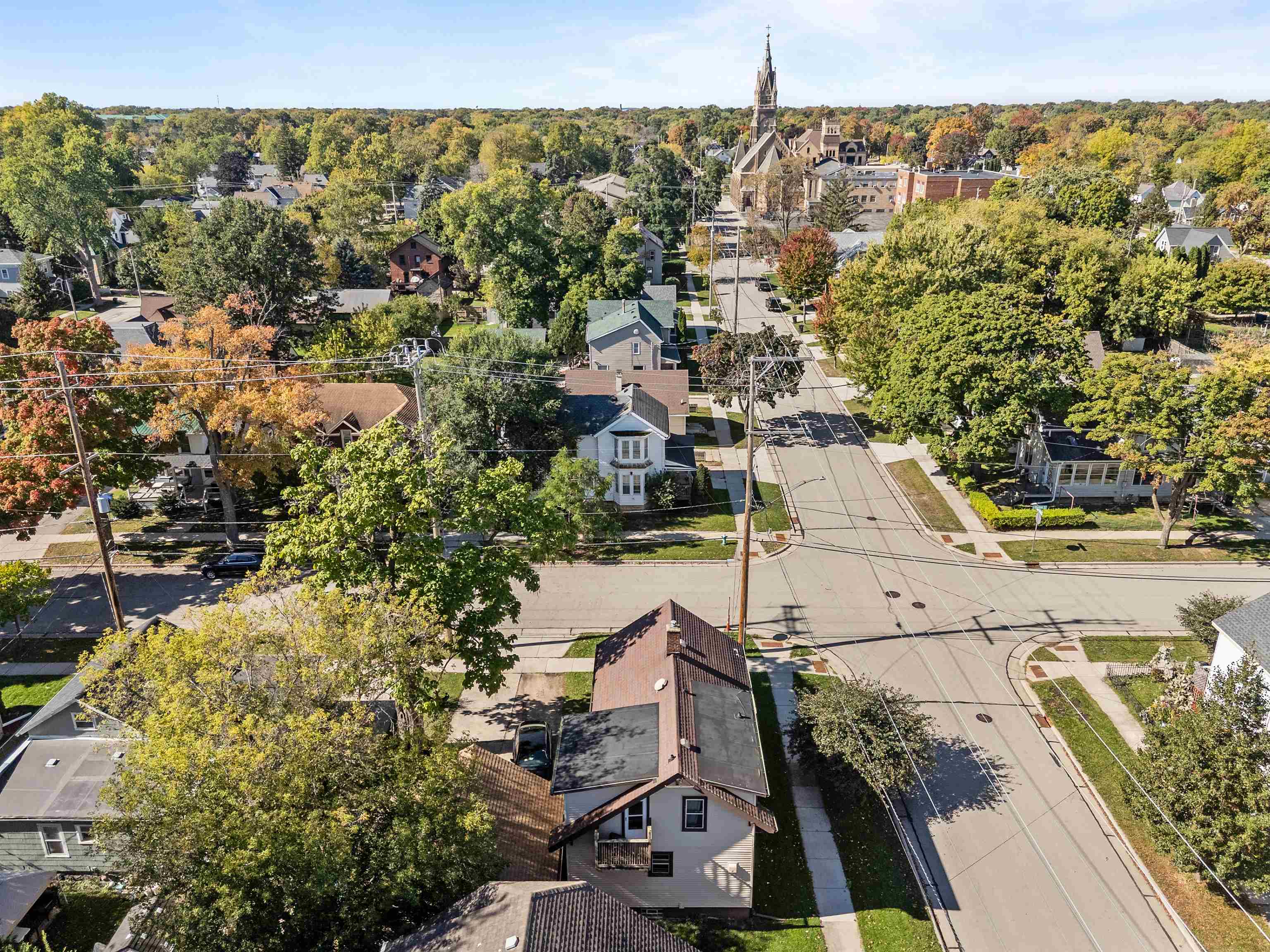 818 North Durkee Street Appleton, WI 54911 - Photo 41 of 45