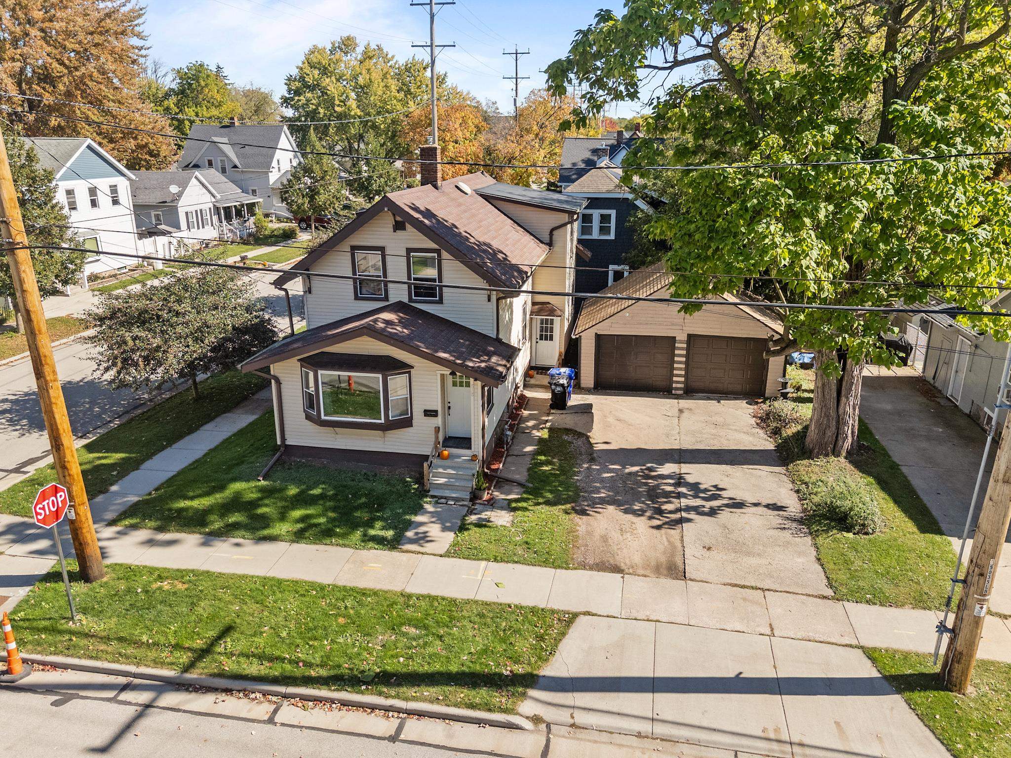 818 North Durkee Street Appleton, WI 54911 - Photo 43 of 45