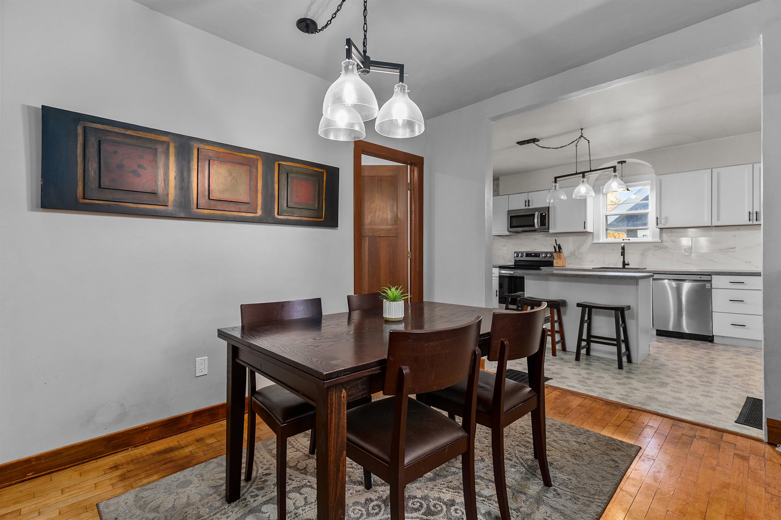 818 North Durkee Street Appleton, WI 54911 - Photo 7 of 45