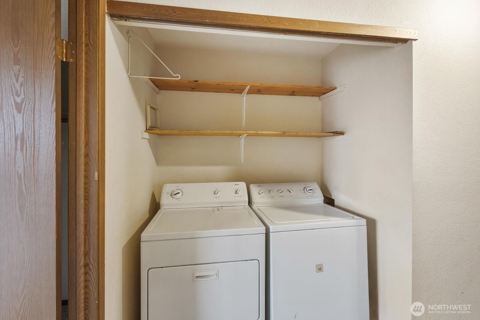 323 Southwest 112th Street, Unit 102 Seattle, WA 98146 - Photo 24 of 32