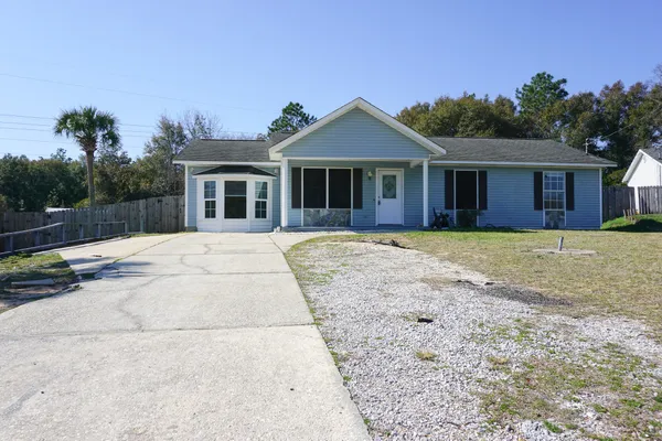 $1,695 | 6 Flora Cove, Crestview, FL 32539