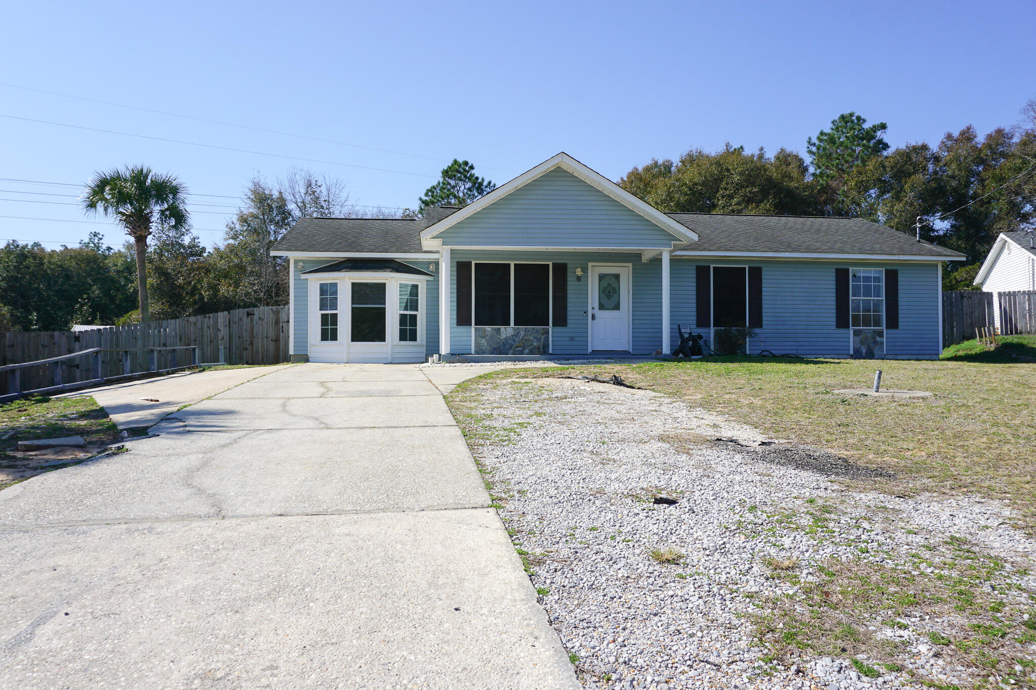 6 Flora Cove Crestview, FL 32539 - Photo 2 of 29 DSC04992