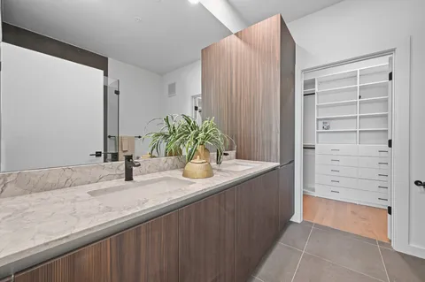$729,700 | 2209 South 1st Street, Unit 209, Austin, TX 78704