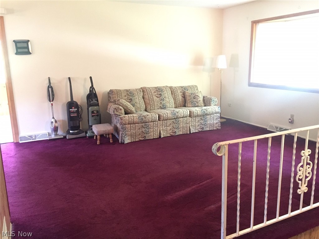 949 Renninger Road New Franklin, OH 44319 - Photo 9 of 23