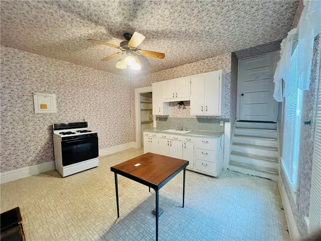 $165,000 | 632 North 24th Street, St. Joseph, MO 64506