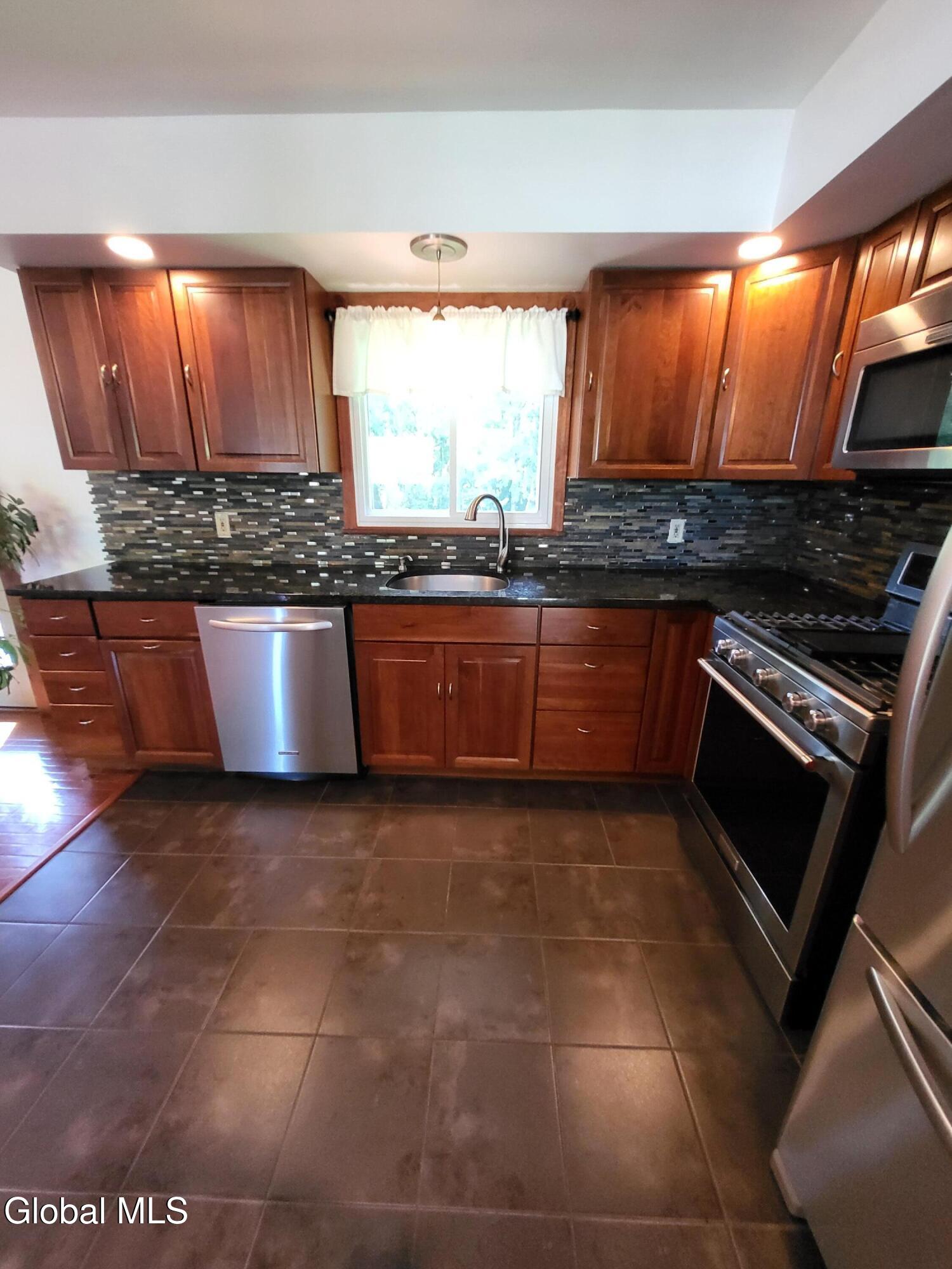 1 Forest Road Ballston, NY 12027 - Photo 5 of 65 Large modern kitchen