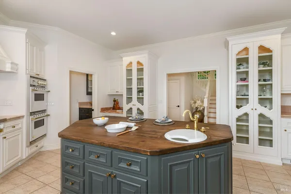 $4,990,000 | 2 Woodland Place, Kentfield, CA 94904