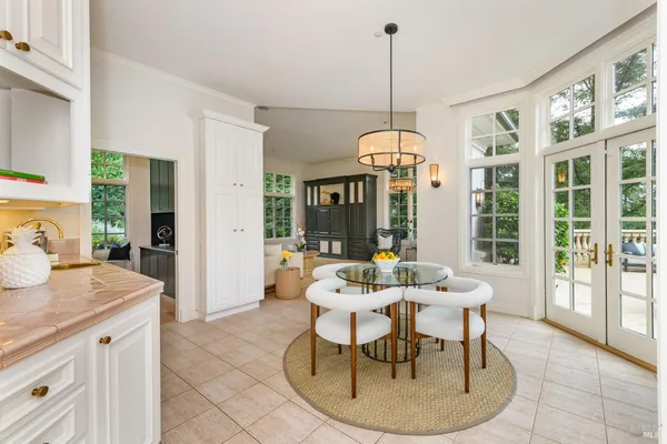$4,990,000 | 2 Woodland Place, Kentfield, CA 94904