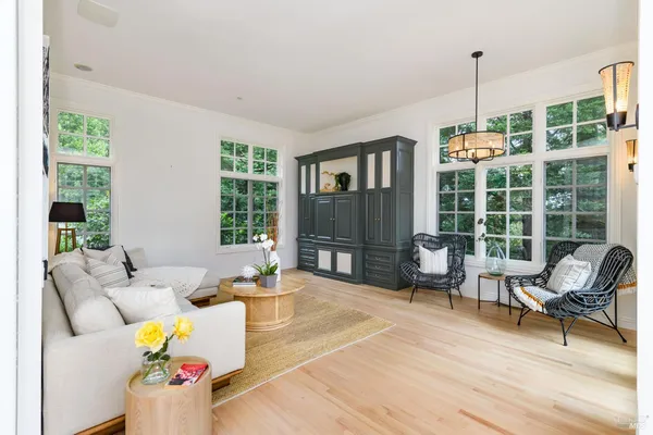 $4,990,000 | 2 Woodland Place, Kentfield, CA 94904