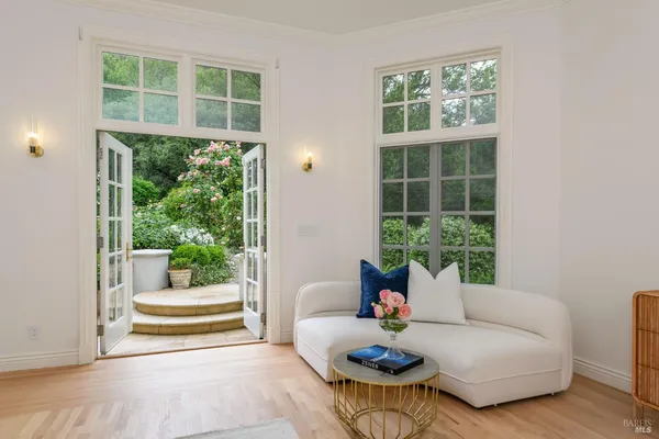 $4,990,000 | 2 Woodland Place, Kentfield, CA 94904