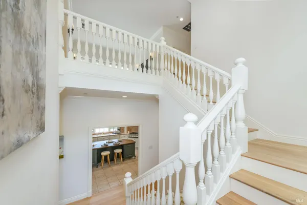 $4,990,000 | 2 Woodland Place, Kentfield, CA 94904
