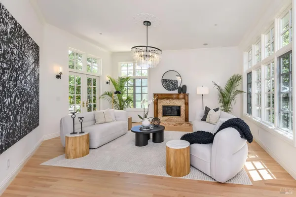 $4,990,000 | 2 Woodland Place, Kentfield, CA 94904