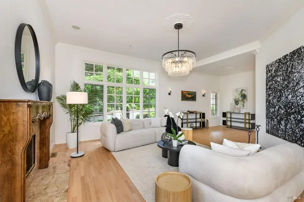 $4,990,000 | 2 Woodland Place, Kentfield, CA 94904