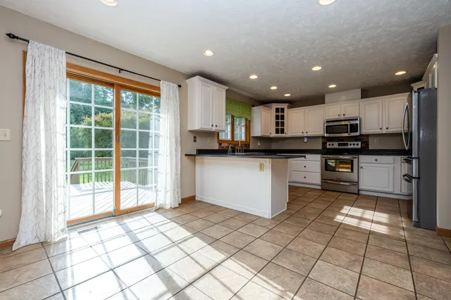 $509,900 | 4751 Harlan Drive, Watervliet, MI 49098