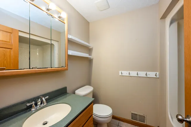 $509,900 | 4751 Harlan Drive, Watervliet, MI 49098