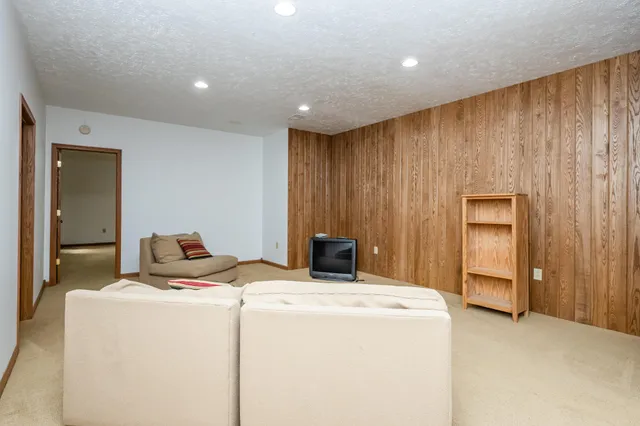 $509,900 | 4751 Harlan Drive, Watervliet, MI 49098