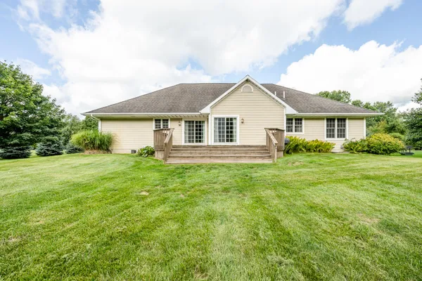 $509,900 | 4751 Harlan Drive, Watervliet, MI 49098