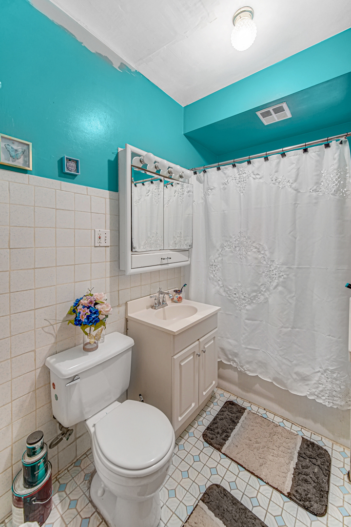 6030 West Addison Street Chicago, IL 60634 - Photo 17 of 24